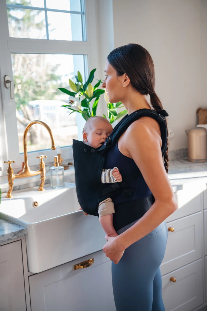 MOMI COLLET NOSILJKA ZA BEBE,BLACK