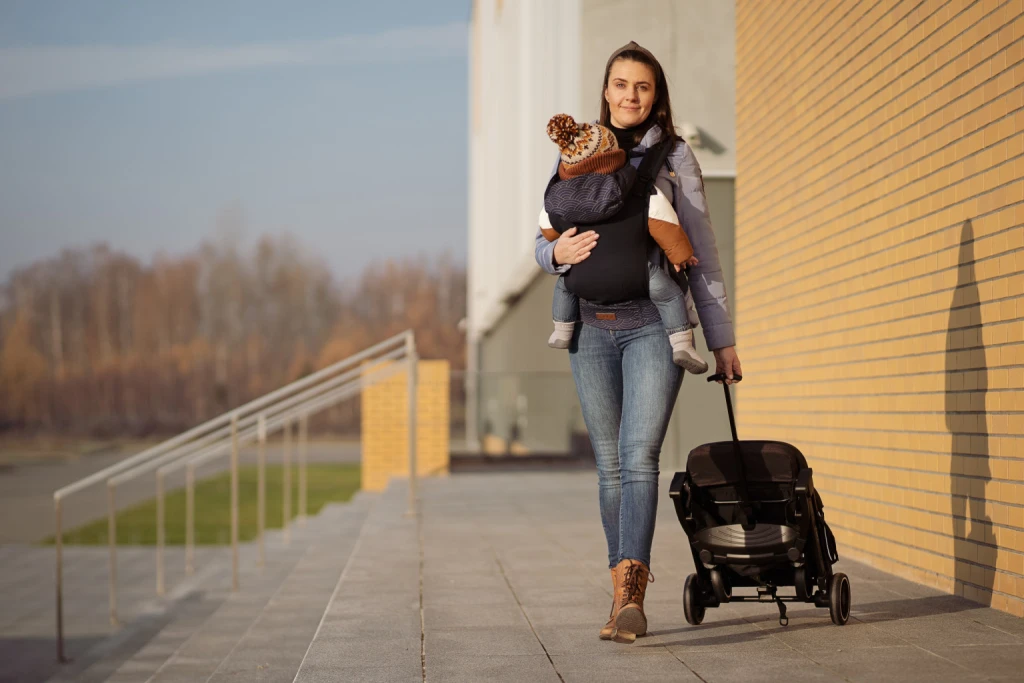 MOMI COLLET NOSILJKA ZA BEBE,BLACK