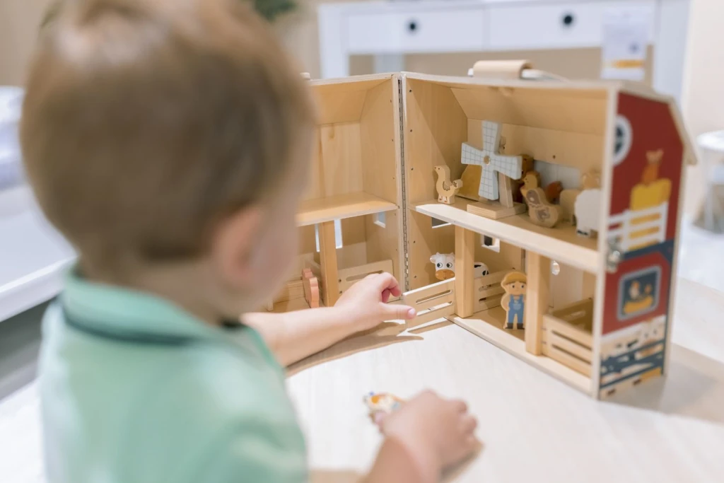 ZOPA DRVENA AKTIVNA FARMA