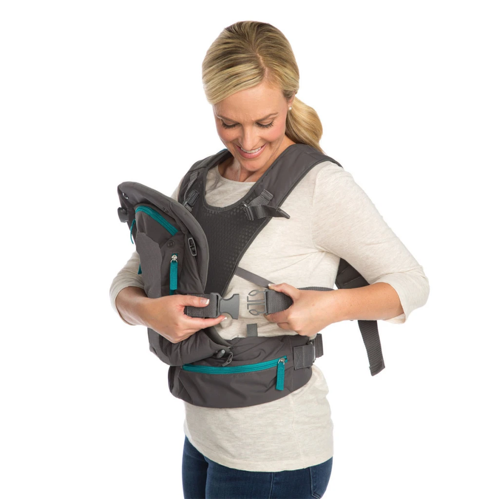 INFANTINO CARRY ON MULTI-POCKET FOR.