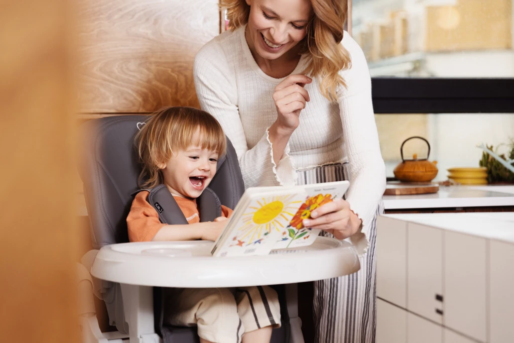 MOMI GOJO HRANILICA ,GREY