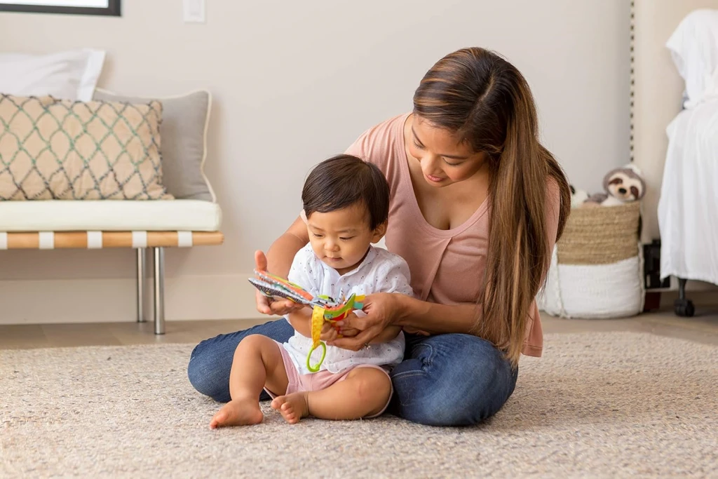 INFANTINO BEBI EDUKATIVNA KNJIGA FOR.