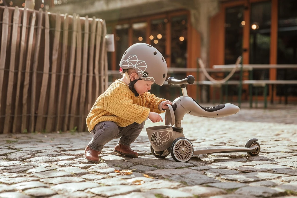 SCOOT AND RIDE HIGHWAYKICK 1 LIFESTYLE ROMOBIL, BROWN LINES 