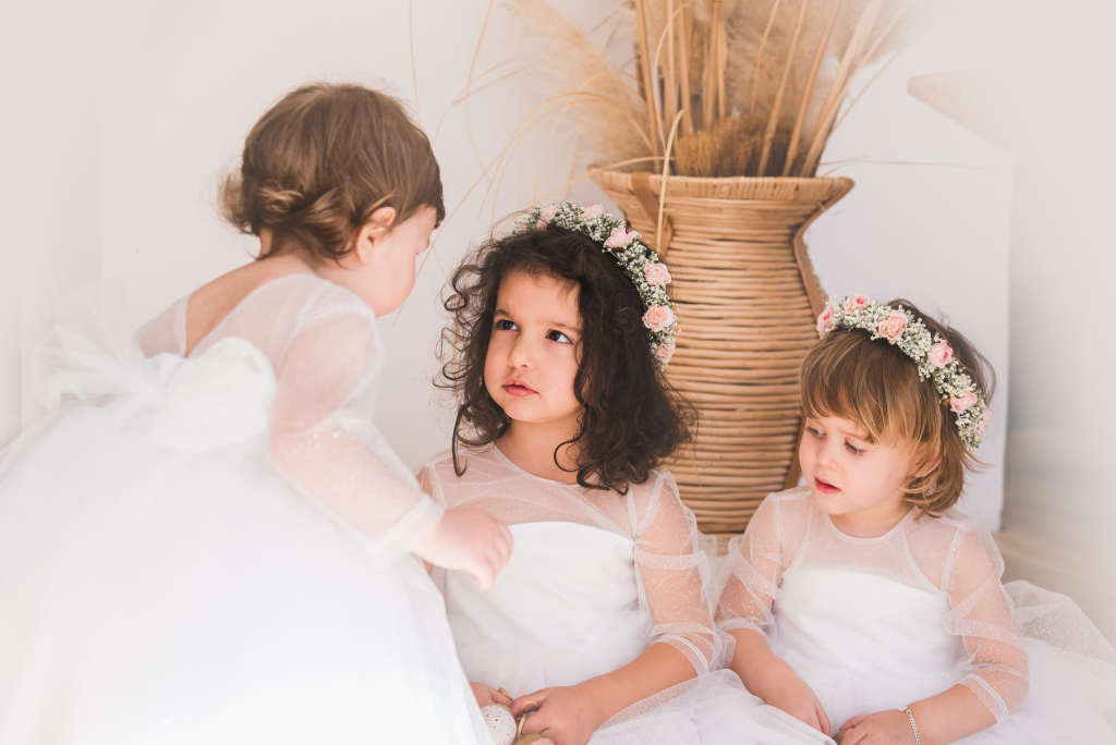 MALI ANĐEO HALJINA ANGELA