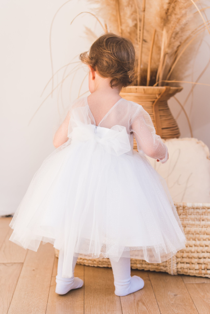 MALI ANĐEO HALJINA ANGELA