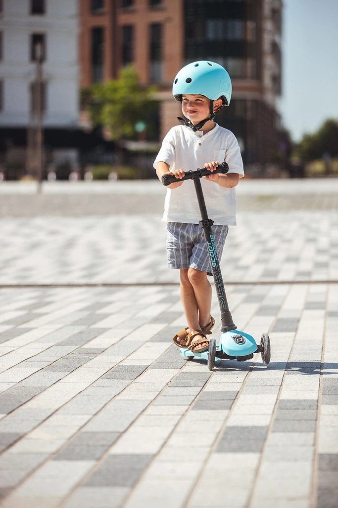 SCOOT AND RIDE HIGHWAYKICK 3 LED ROMOBIL, BLUEBERRY 