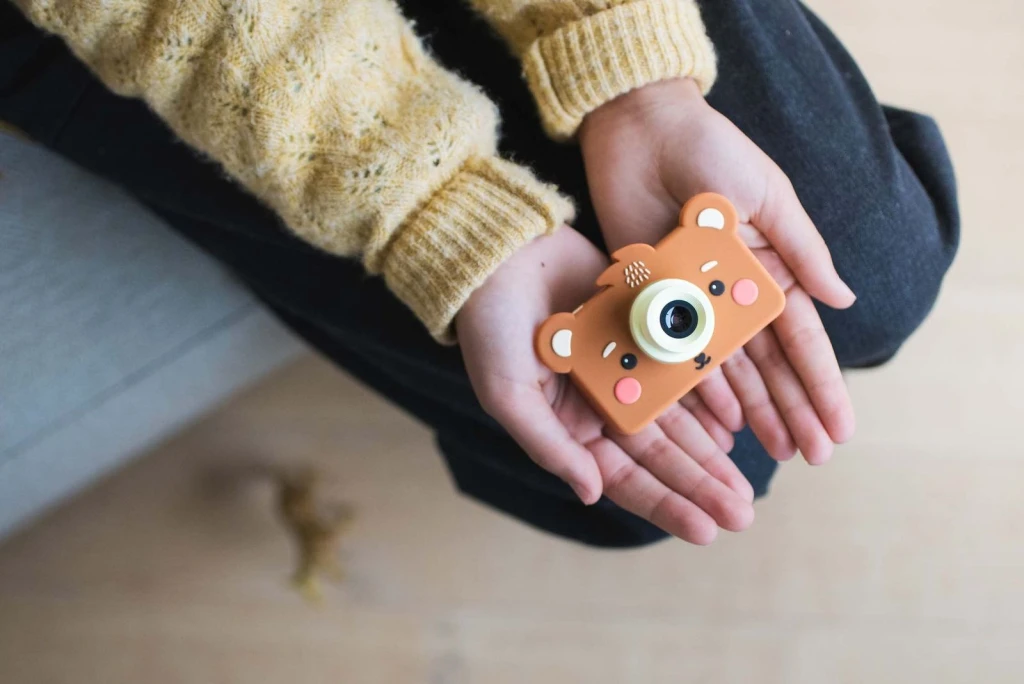 THE ZOOFAMILY FOTOAPARAT MEDO