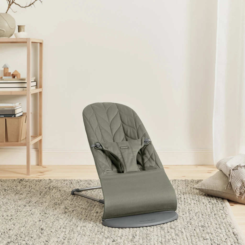 BABYBJORN BLISS WOVEN PETAL LEŽALJKA-DARK GREY