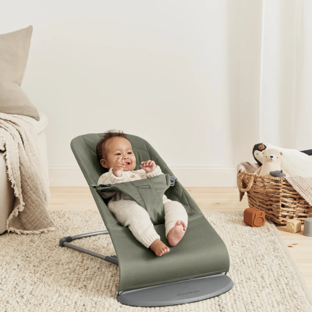 BABYBJORN BLISS WOVEN PETAL LEŽALJKA-DARK GREY