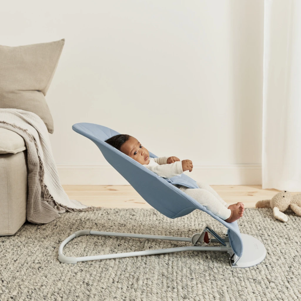 BABYBJORN BLISS WOVEN PETAL QUILT LEŽALJKA-BLUE