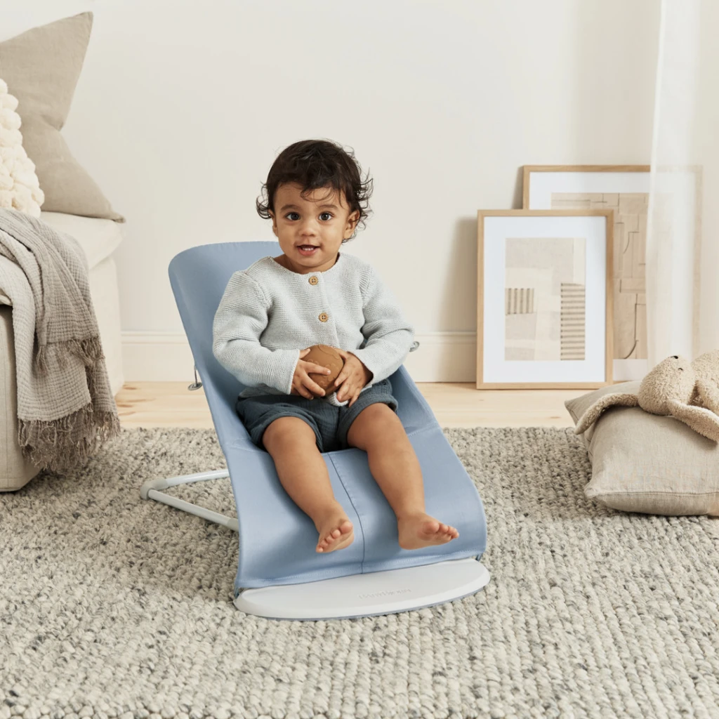 BABYBJORN BLISS WOVEN PETAL QUILT LEŽALJKA-BLUE