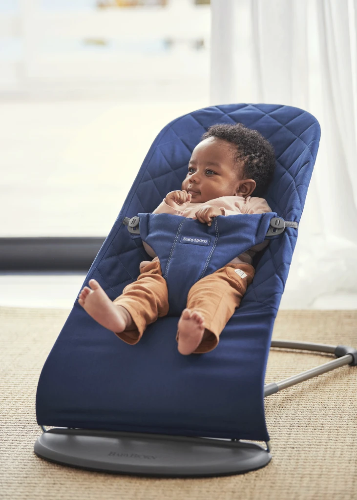 BABYBJORN BLISS WOVEN CLASSIC QUILT LEŽALJKA, MIDNIGHT BLUE