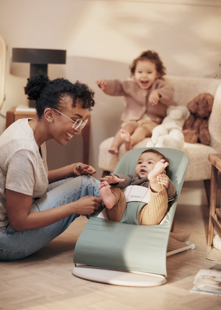 BABYBJORN BALANCE SOFT WOVEN/JERSEY LEŽALJKA, LIGHT SAGE-GRE