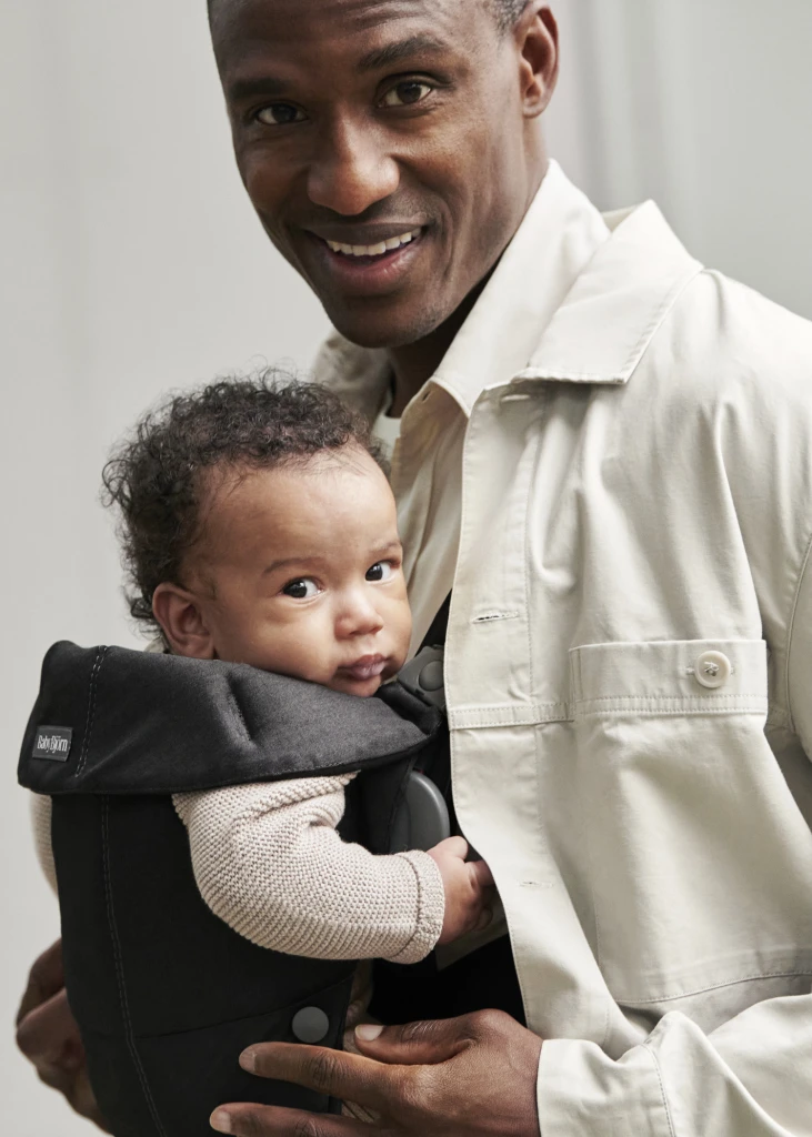 BABYBJORN MINI KENGUR, WOVEN, BLACK