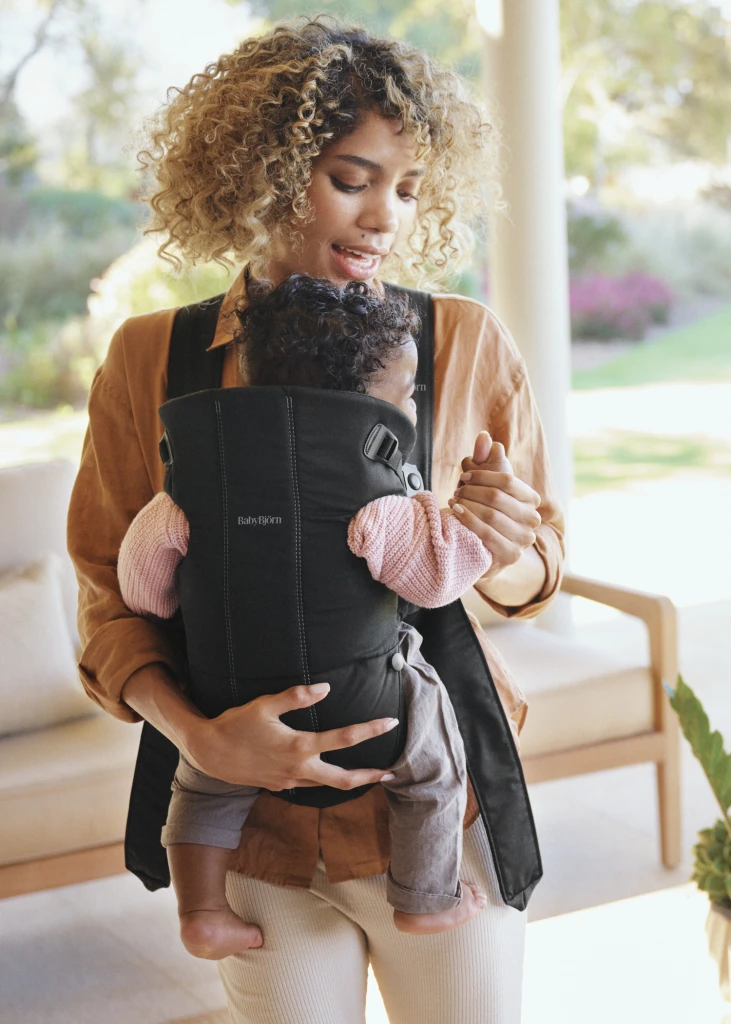 BABYBJORN MINI KENGUR, WOVEN, BLACK