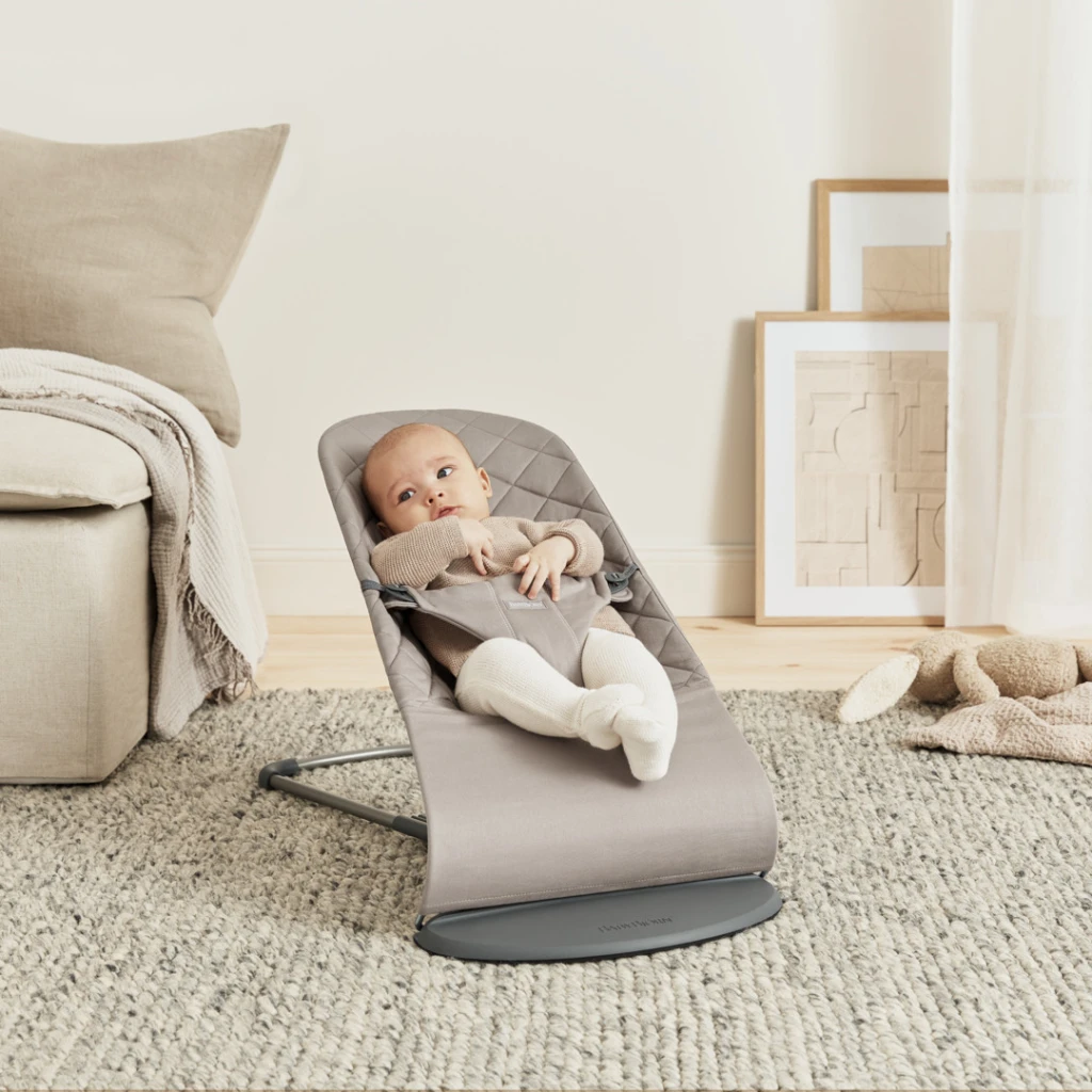 BABYBJORN BLISS WOVEN C-QUILT,SAND-GREY SA GOOGLY EYES IGRAČ