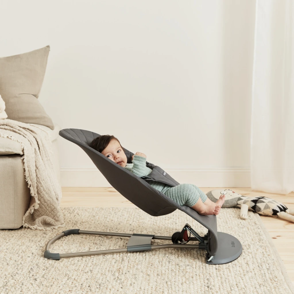 BABYBJORN BLISS WOVEN C-QUILT,ANTHRACITE SA GOOGLY EYES IGRA