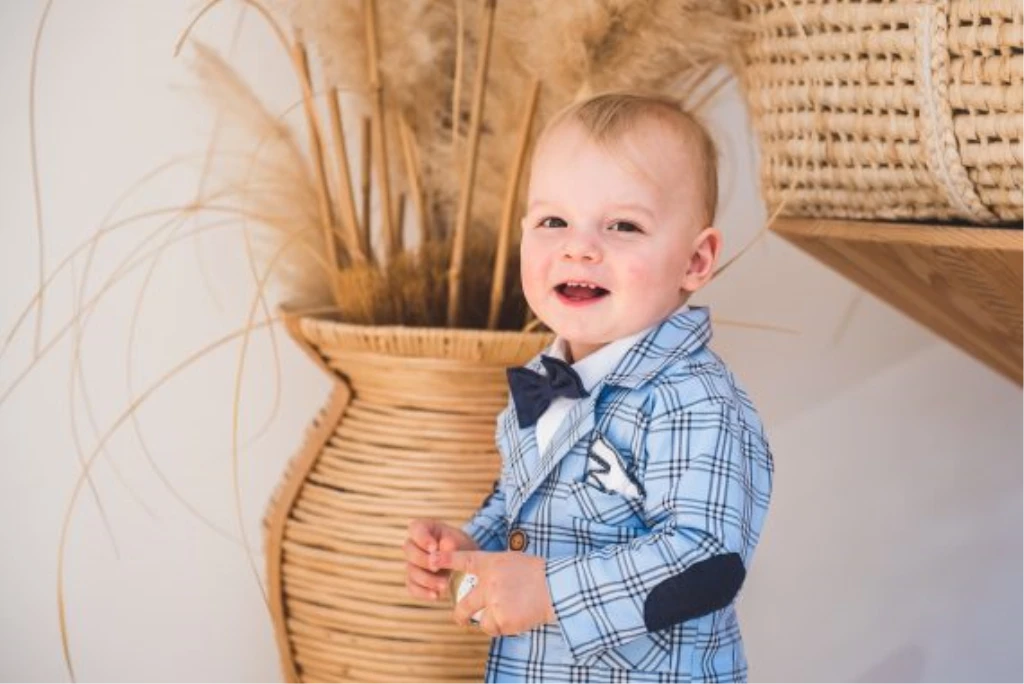 MALI ANĐEO ODIJELO LIAM