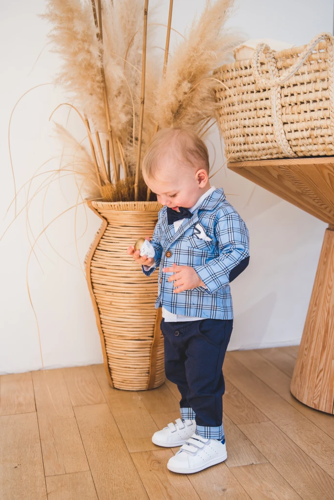 MALI ANĐEO ODIJELO LIAM