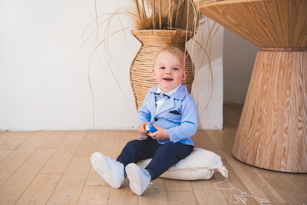 MALI ANĐEO ODIJELO ARON