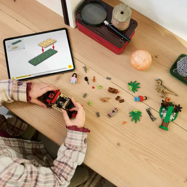 LEGO 76972 BJEKSTVO RAPTORA TERENCEM