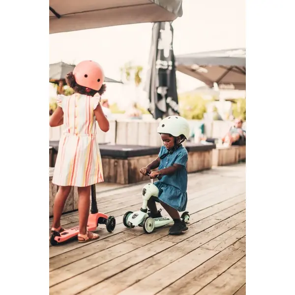 SCOOT AND RIDE HIGHWAYKICK 1 ROMOBIL, KIWI 