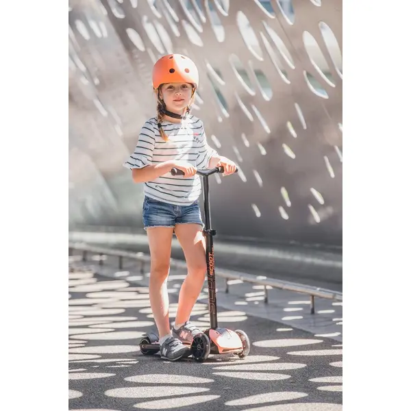 SCOOT AND RIDE HIGHWAYKICK 5 LED ROMOBIL, PEACH 
