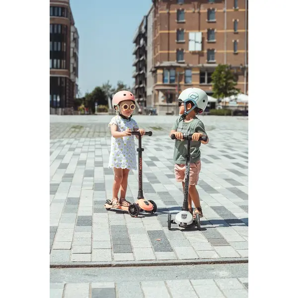 SCOOT AND RIDE HIGHWAYKICK 3 LED ROMOBIL, PEACH 