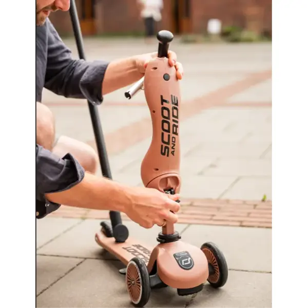 SCOOT AND RIDE HIGHWAYKICK 1 PUSH AND GO MOCHA