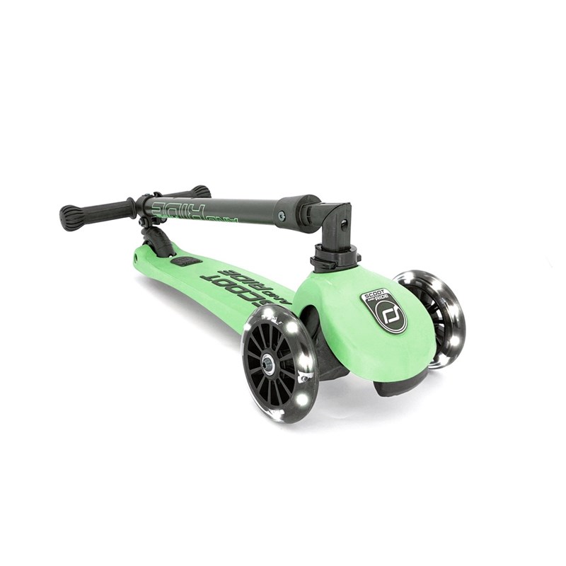 SCOOT AND RIDE HIGHWAYKICK 3 LED ROMOBIL, KIWI 