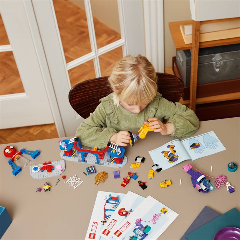 LEGO 10794 SJEDIŠTE TIMA SPIDEY