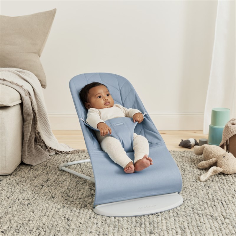 BABYBJORN BLISS WOVEN PETAL QUILT LEŽALJKA-BLUE