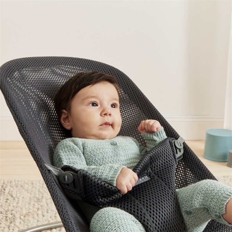 BABYBJORN BLISS MESH LEŽALJKA ANTHRACITE