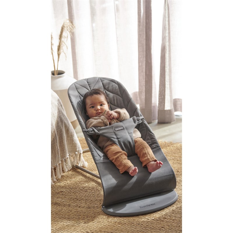 BABYBJORN BLISS WOVEN PETAL QUILT LEŽALJKA,ANTHRACITE