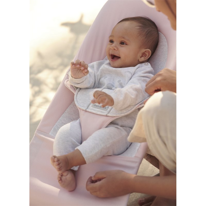 BABYBJORN BALANCE SOFT WOVEN/JERSEY LEŽALJKA, LIGHT PINK-GREY
