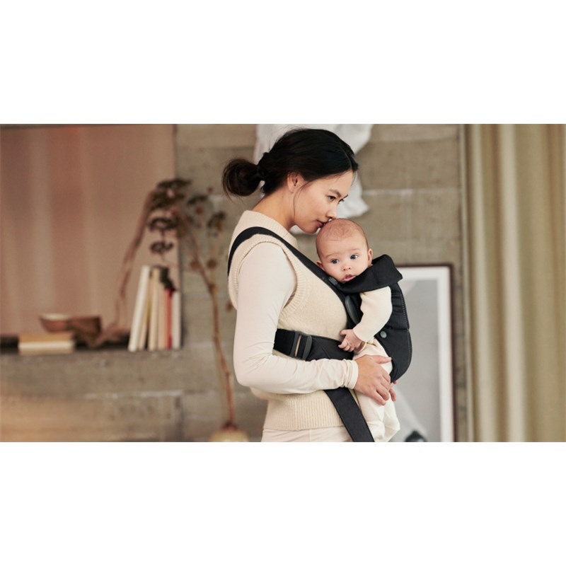 BABYBJORN MINI KENGUR, WOVEN, BLACK