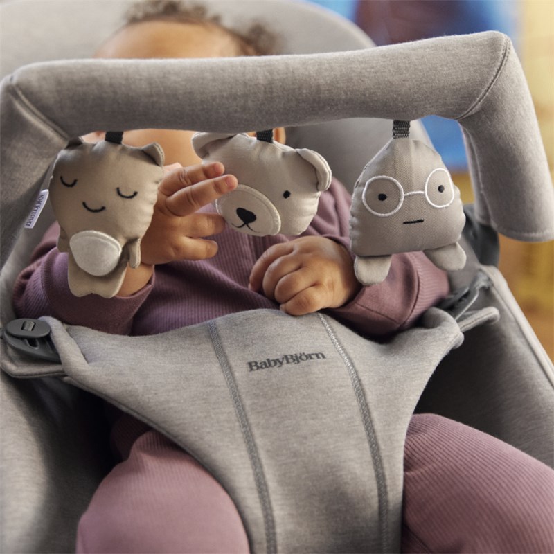 BABYBJORN SOFT FRIENDS IGRAČKA ZA LEŽALJKU, NEUTRALS